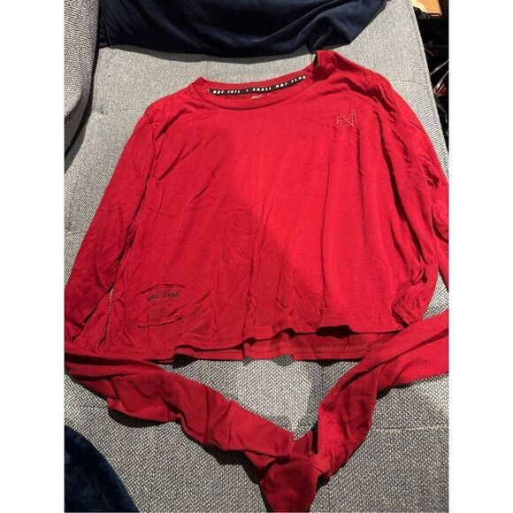 Flag Nor Fail Cropped Long Sleeve Top in Red Size Medium - Picture 2 of 3